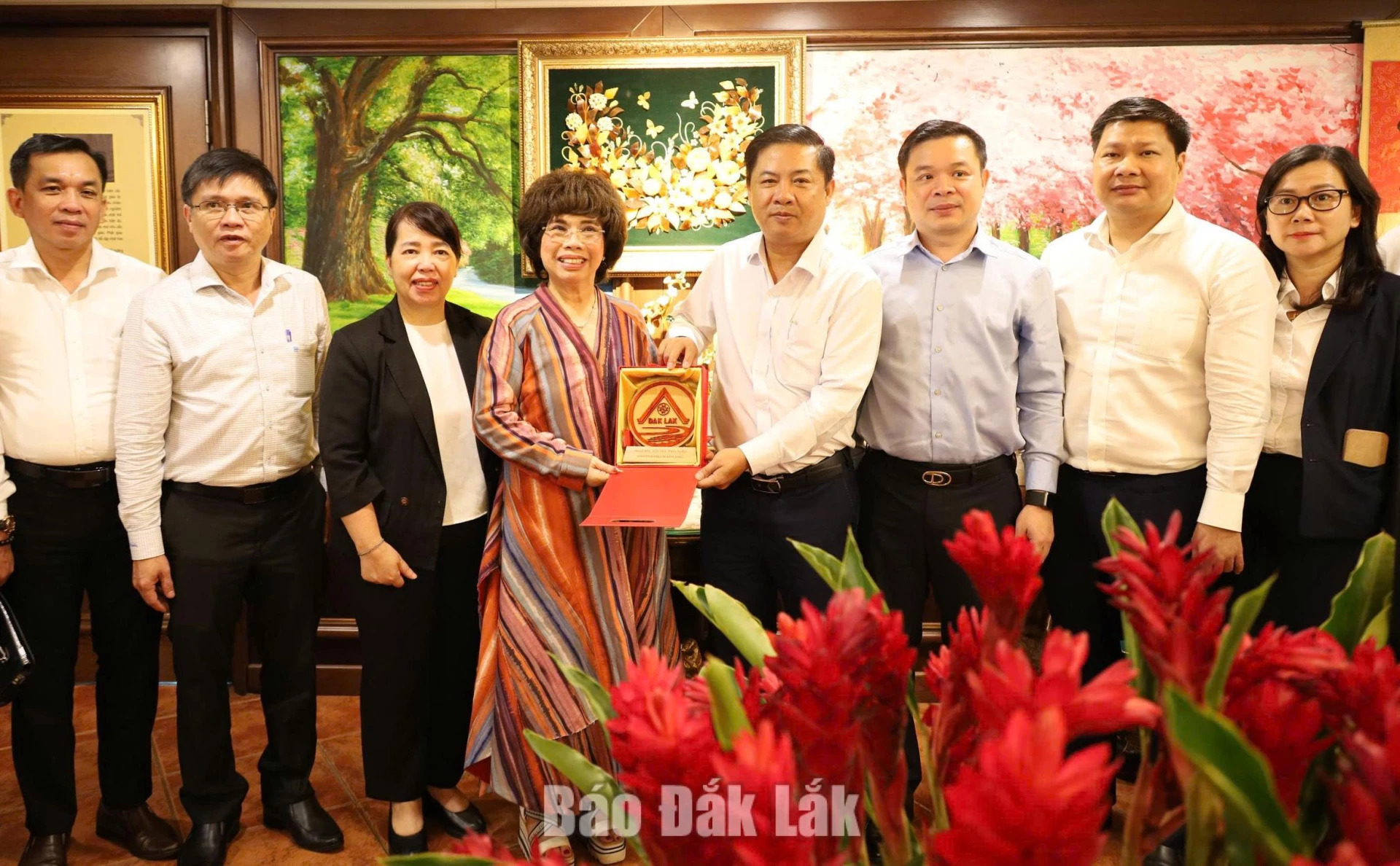 Ông Trần Đình Long, bà Thái Hương vừa trực tiếp làm việc tỉnh duy nhất của VN có tên viết 
