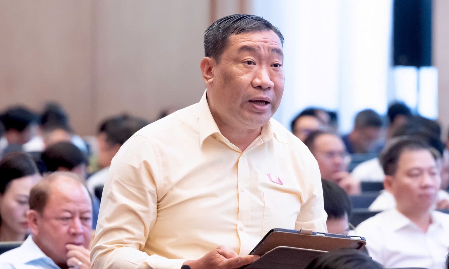Đề xuất bảo hiểm x&atilde; hội bắt buộc cho t&agrave;i xế c&ocirc;ng nghệ c&ugrave;ng doanh nghiệp nền tảng số - Ảnh 2.
