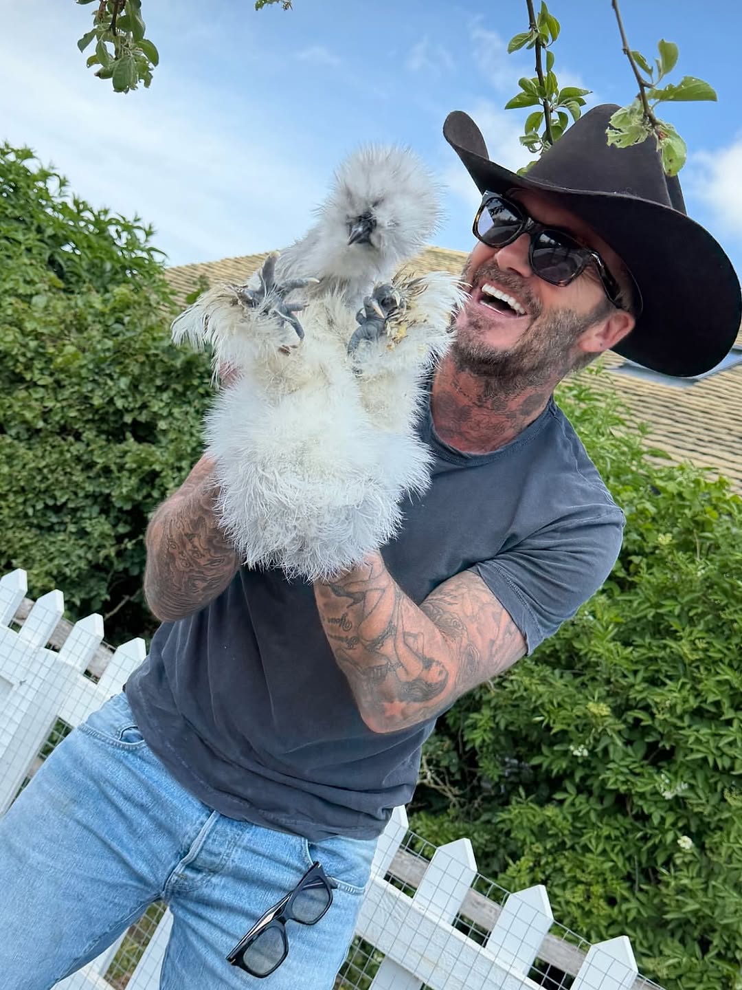 David Beckham h&agrave;o hứng khoe th&agrave;nh quả l&agrave;m vườn v&agrave; niềm vui gia đ&igrave;nh - Ảnh 8.