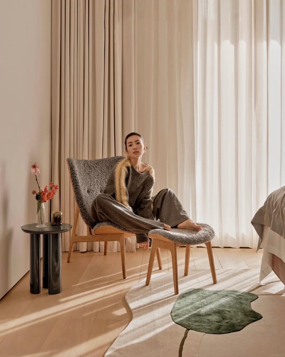 H&oacute;a ra gu nh&agrave; của si&ecirc;u mẫu Lưu Văn - bạn g&aacute;i &ldquo;tổng t&agrave;i&rdquo; hot nhất MXH lại giản dị thế - Ảnh 3.