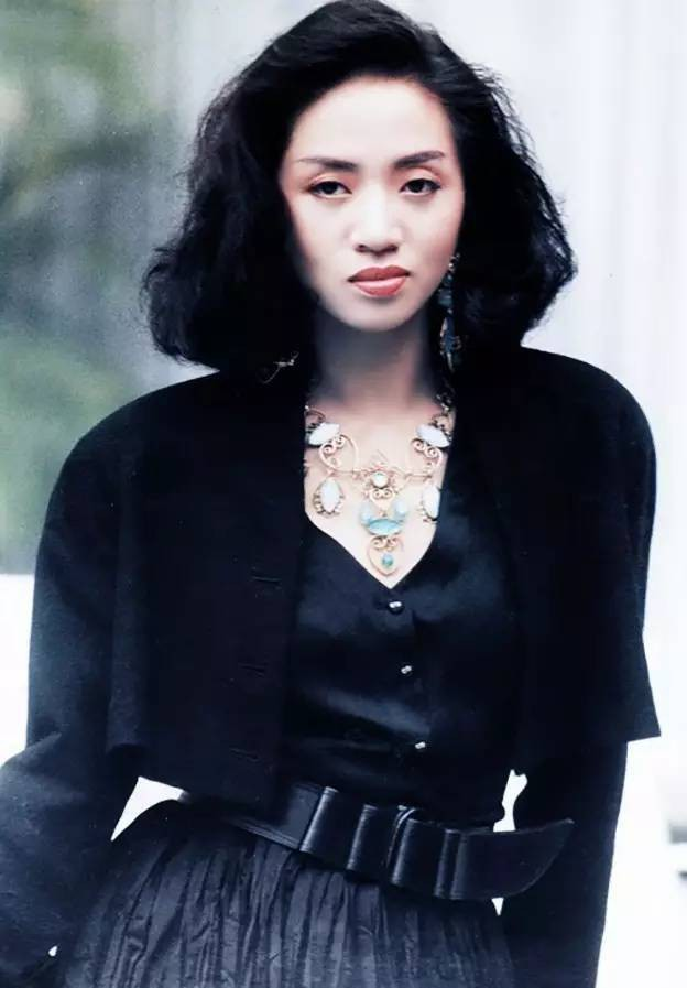 Cuộc chiến tài sản 23 năm sau cái chết của diva Mai Diễm Phương và nỗi đau gia đình - Ảnh 2. Cuộc chiến tài sản 23 năm sau cái chết của diva Mai Diễm Phương và nỗi đau gia đình - Ảnh 2.