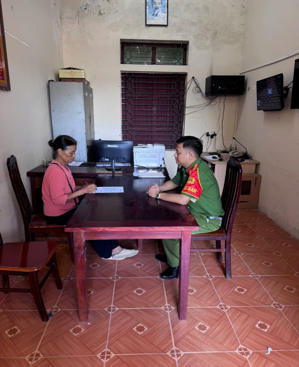 Nguyễn Thị H&agrave; chuyển khoản nhầm 39 triệu Đồng được C&ocirc;ng an hỗ trợ kịp thời - Ảnh 1.