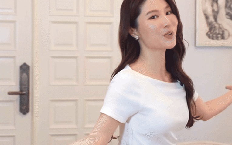 Diễm My 9X chia sẻ hạnh ph&uacute;c trong căn nh&agrave; biệt thự do chồng tặng - Ảnh 1.