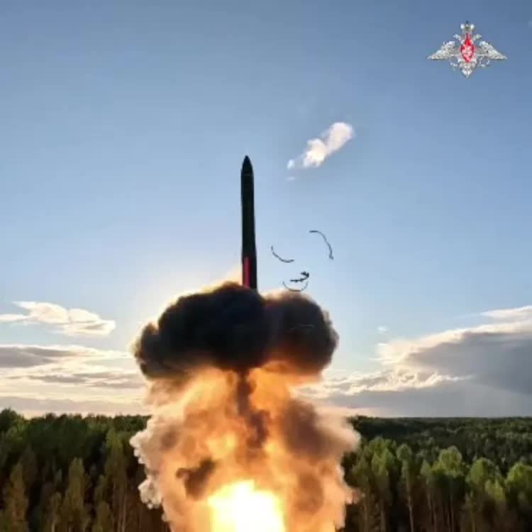 “Cuộc chiến ngầm” dữ dội đẩy Nga–NATO sát miệng vực - Ảnh 2. “Cuộc chiến ngầm” dữ dội đẩy Nga–NATO sát miệng vực - Ảnh 2.