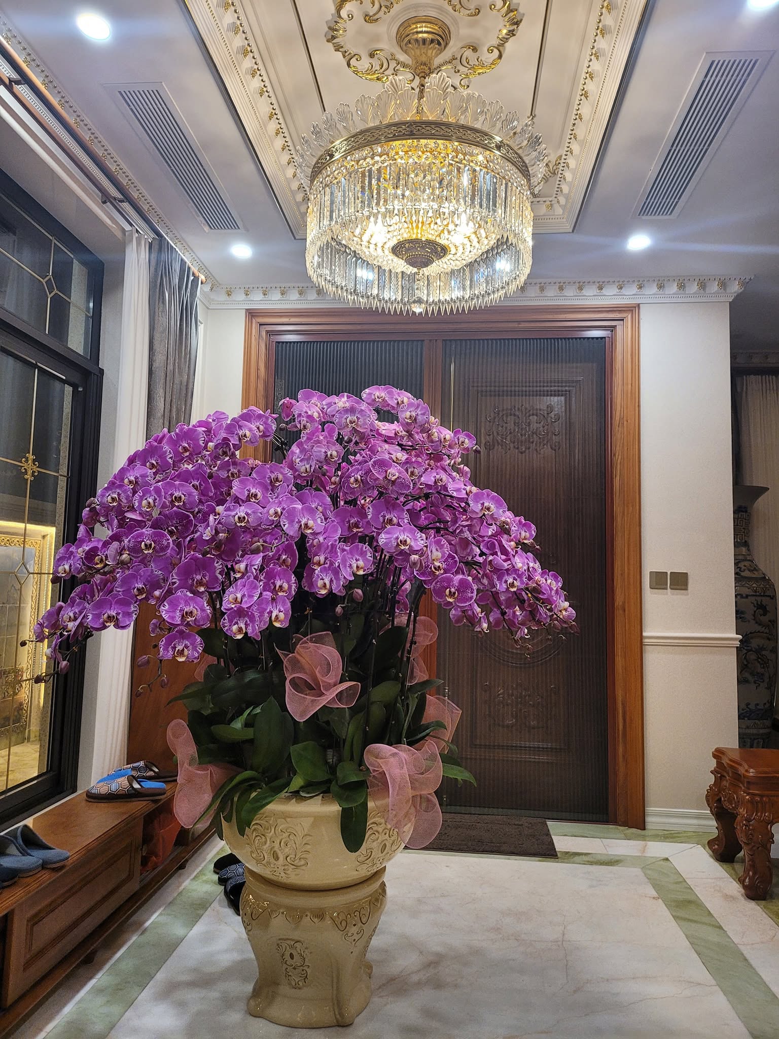 NSND Quốc Trượng nghỉ hưu ở tuổi 58 , sống trong biệt thự sang trọng tại Hà Nội - Ảnh 8.