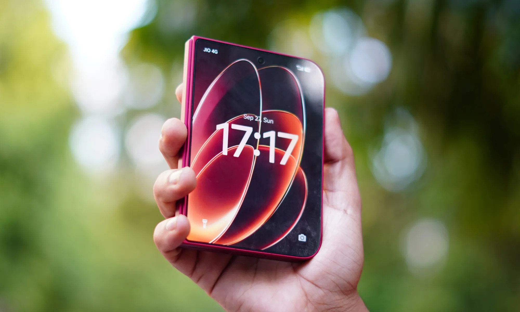 Dùng mẫu điện thoại Xiaomi này trong một tuần, iPhone hay Samsung chỉ còn là 