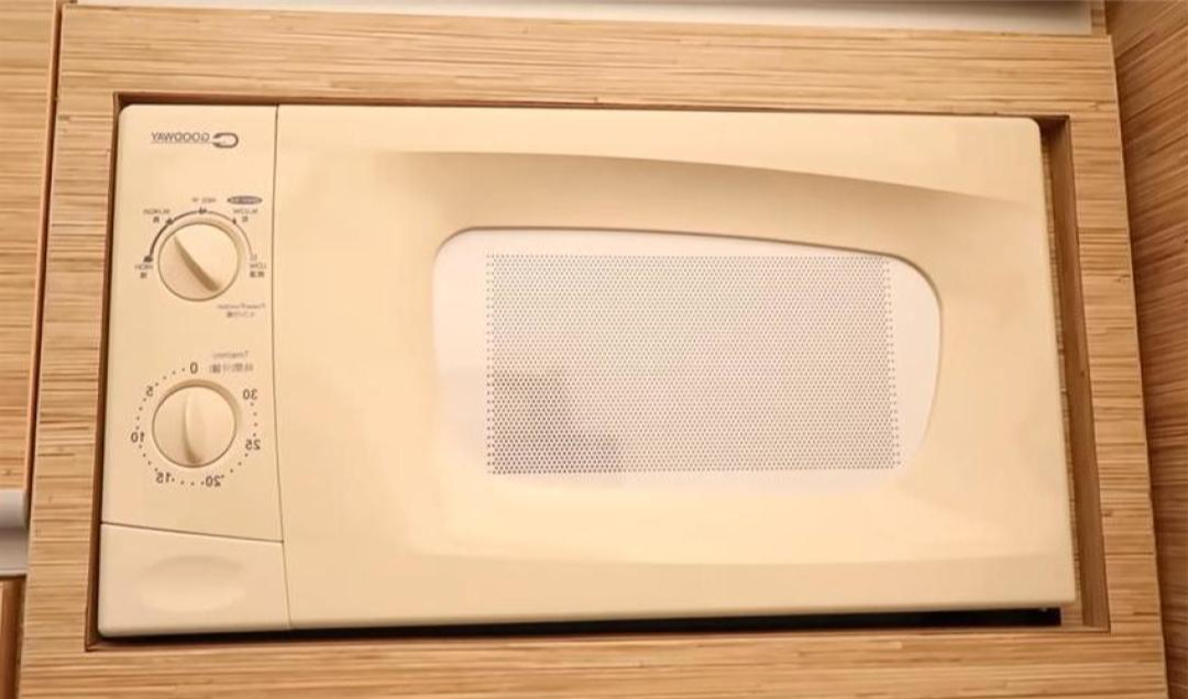 Phòng trọ 9 m² độc đáo thu hút 5 triệu lượt xem về cách sống tối ưu không gian - Ảnh 10. Phòng trọ 9 m² độc đáo thu hút 5 triệu lượt xem về cách sống tối ưu không gian - Ảnh 10.