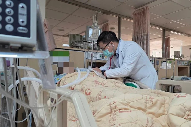 Lời th&uacute; nhận đau l&ograve;ng nhất trong ph&ograve;ng lọc m&aacute;u! Một b&aacute;c sĩ nổi tiếng với 25 năm kinh nghiệm tiết lộ "10 l&yacute; do ch&iacute;nh g&acirc;y hại cho thận của bạn"- Ảnh 2.