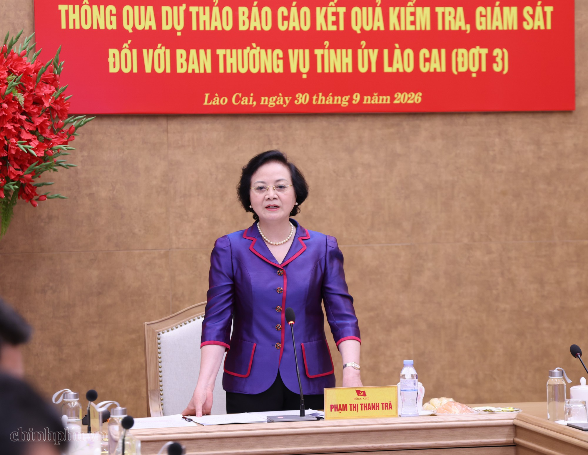 Ph&oacute; Thủ tướng Phạm Thị Thanh Tr&agrave; nhấn mạnh đ&aacute;nh gi&aacute; c&aacute;n bộ qua sản phẩm c&ocirc;ng việc - Ảnh 1.