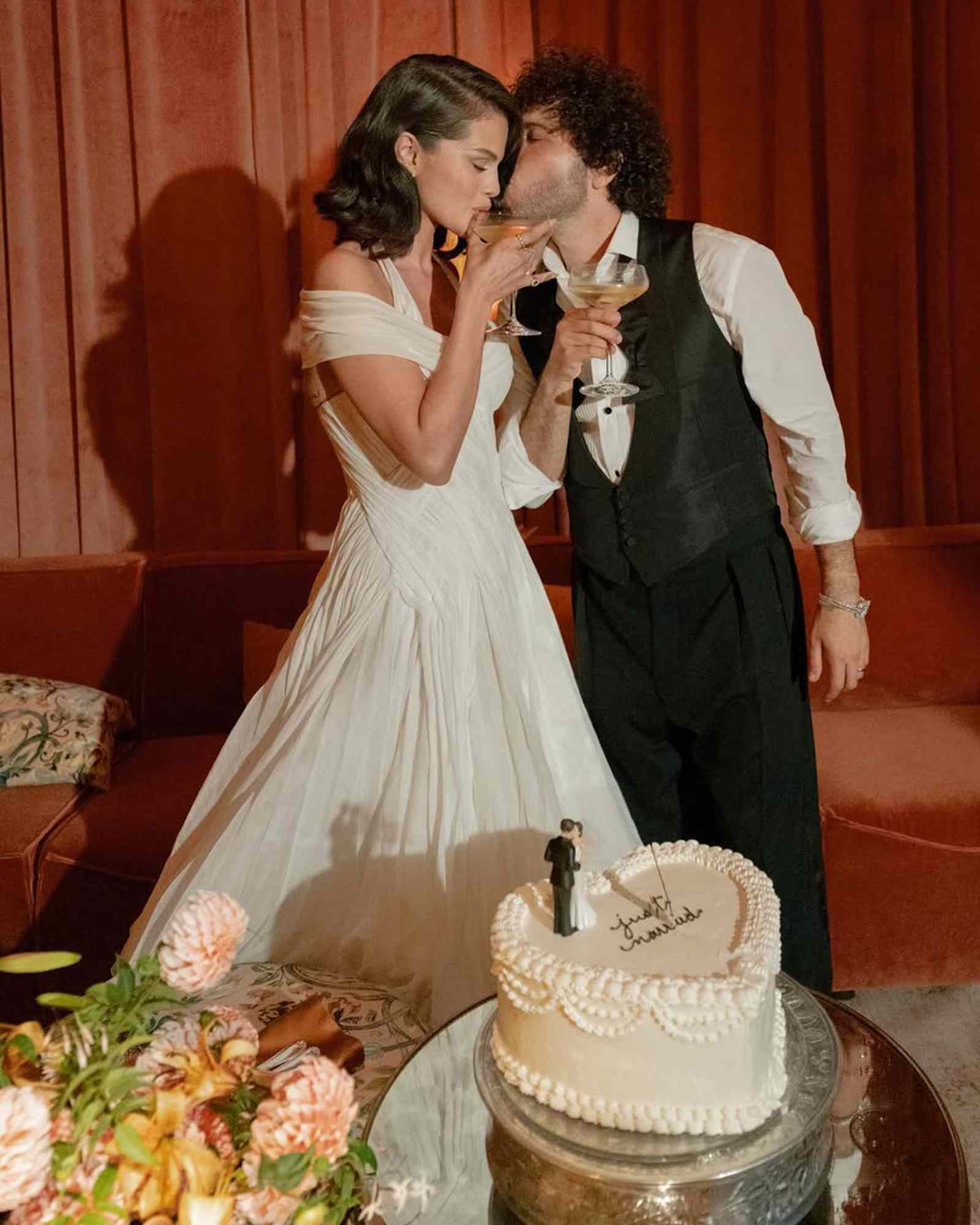 Cận cảnh tổ ấm 909 tỷ đồng của Selena Gomez và Benny Blanco giữa tin đồn ly hôn - Ảnh 2. Cận cảnh tổ ấm 909 tỷ đồng của Selena Gomez và Benny Blanco giữa tin đồn ly hôn - Ảnh 2.