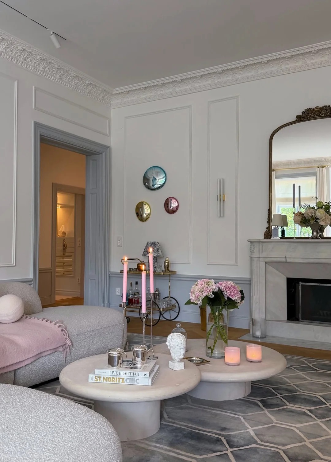 Căn nhà pastel của nữ thiết kế Thụy Điển: Sang trọng và tinh tế cho không gian sống - Ảnh 9. Căn nhà pastel của nữ thiết kế Thụy Điển: Sang trọng và tinh tế cho không gian sống - Ảnh 9.