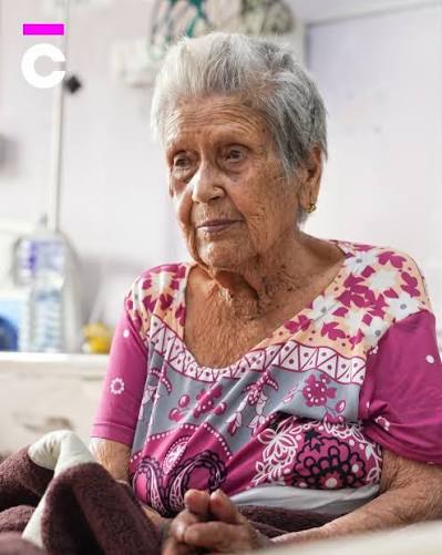 Đây là gương mặt đại diện cho trận lũ quét ở Nepal - Ảnh 5. Đây là gương mặt đại diện cho trận lũ quét ở Nepal - Ảnh 5.