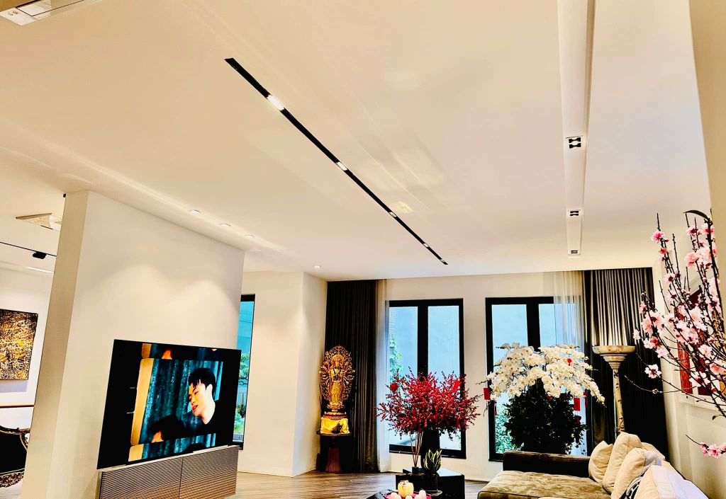 Căn nhà đẳng cấp của BTV Dương Ngọc Trinh gây ấn tượng với thiết kế nghệ thuật - Ảnh 3. Căn nhà đẳng cấp của BTV Dương Ngọc Trinh gây ấn tượng với thiết kế nghệ thuật - Ảnh 3.