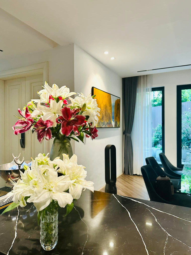 Căn nhà đẳng cấp của BTV Dương Ngọc Trinh gây ấn tượng với thiết kế nghệ thuật - Ảnh 14. Căn nhà đẳng cấp của BTV Dương Ngọc Trinh gây ấn tượng với thiết kế nghệ thuật - Ảnh 14.