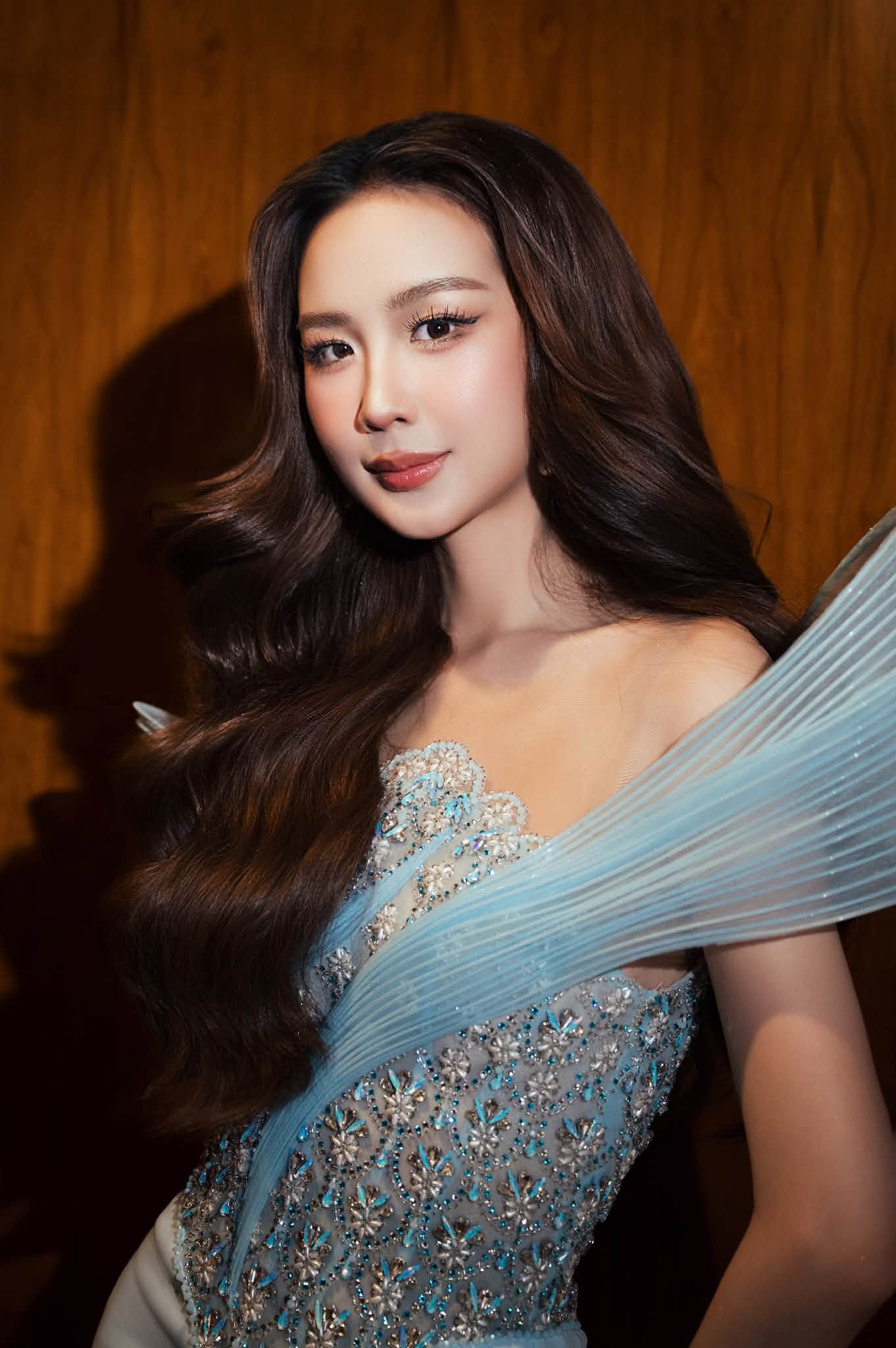 Mai Phương th&uacute;y ghen tị với Bảo Ngọc trước thềm chung kết Miss World 2026 - Ảnh 2.