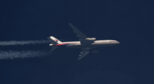 Tung tích MH370 sau 12 năm: Hơn 200.000 km² đáy biển đã được rà soát, chiếc Boeing 777 đang ở đâu? - Ảnh 1. Tung tích MH370 sau 12 năm: Hơn 200.000 km² đáy biển đã được rà soát, chiếc Boeing 777 đang ở đâu? - Ảnh 1.