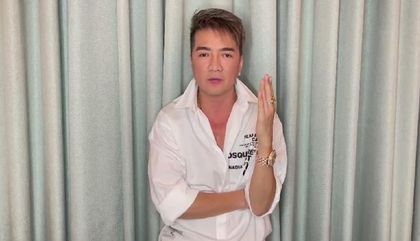 Đàm Vĩnh Hưng sau biến cố ở Mỹ: "Nếu tôi cứ cả nể là đi tong cả sự nghiệp, không ai cứu tôi - Ảnh 2. Đàm Vĩnh Hưng sau biến cố ở Mỹ: "Nếu tôi cứ cả nể là đi tong cả sự nghiệp, không ai cứu tôi - Ảnh 2.