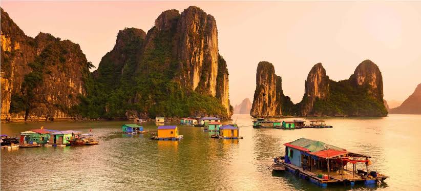 Nghề đ&aacute;nh c&aacute; an nh&agrave;n nơi s&oacute;ng biển Việt Nam v&agrave; những x&oacute;m ch&agrave;i trăm năm tuổi - Ảnh 20.
