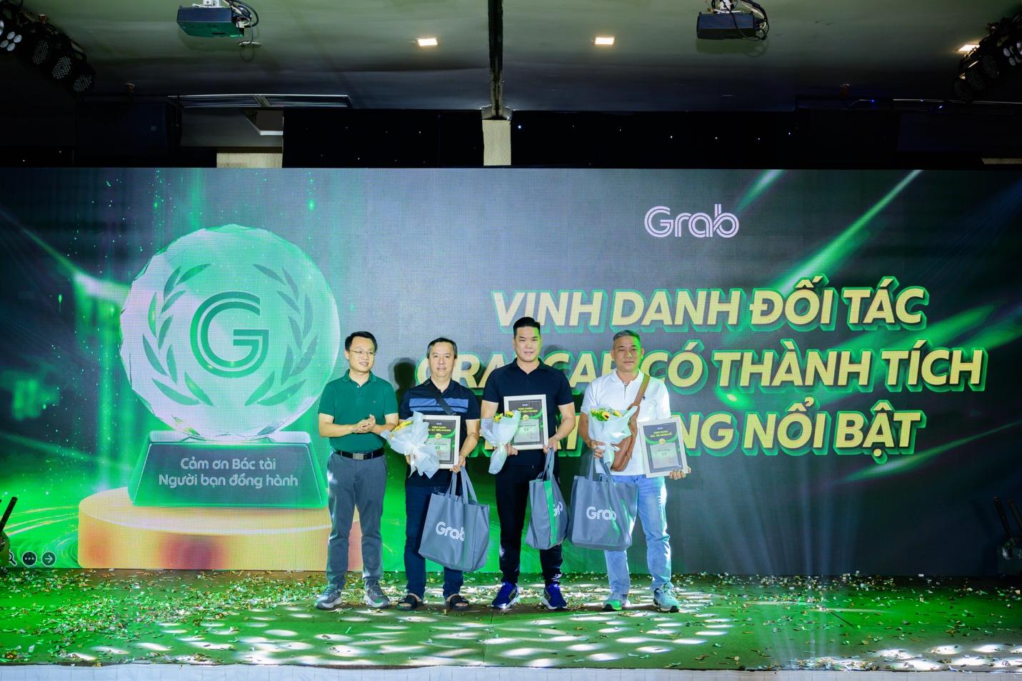 Từ Hà Nội đến TP. HCM, hàng ngàn bác tài hội ngộ tại Ngày hội Tài xế Công nghệ 2026 - Ảnh 2. Từ Hà Nội đến TP. HCM, hàng ngàn bác tài hội ngộ tại Ngày hội Tài xế Công nghệ 2026 - Ảnh 2.