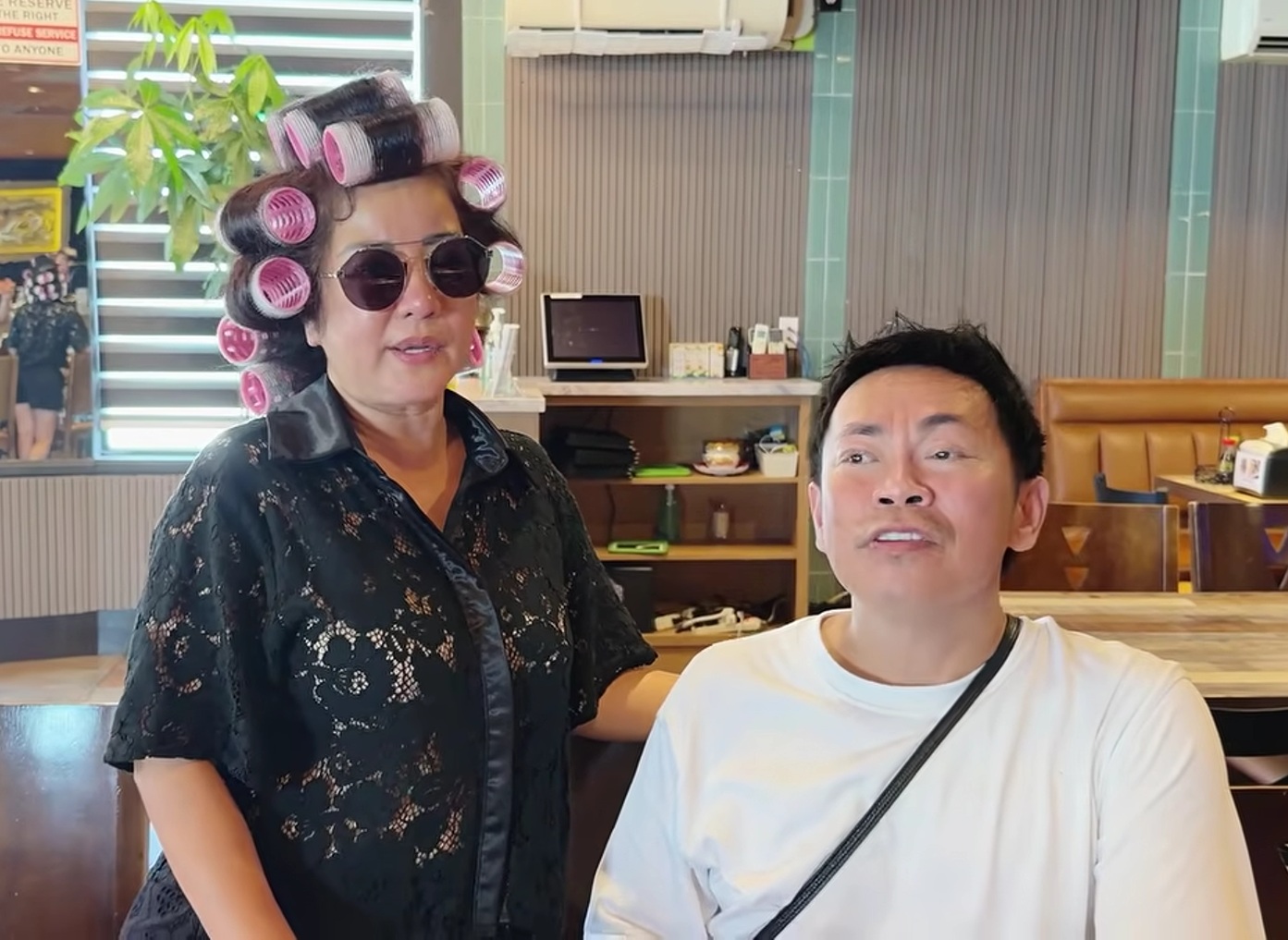 Nữ nghệ sĩ ở Mỹ: "C&oacute; người k&ecirc;u t&ocirc;i về Việt Nam đ&aacute;nh ghen gi&uacute;p" - Ảnh 2.