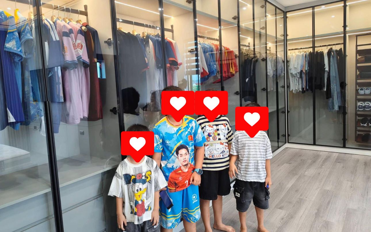 Ph&ograve;ng ngủ hiện đại của Đ&igrave;nh Bắc ở qu&ecirc;: Kh&aacute;m ph&aacute; kh&ocirc;ng gian sống của Cầu thủ trẻ 2026 - Ảnh 3.