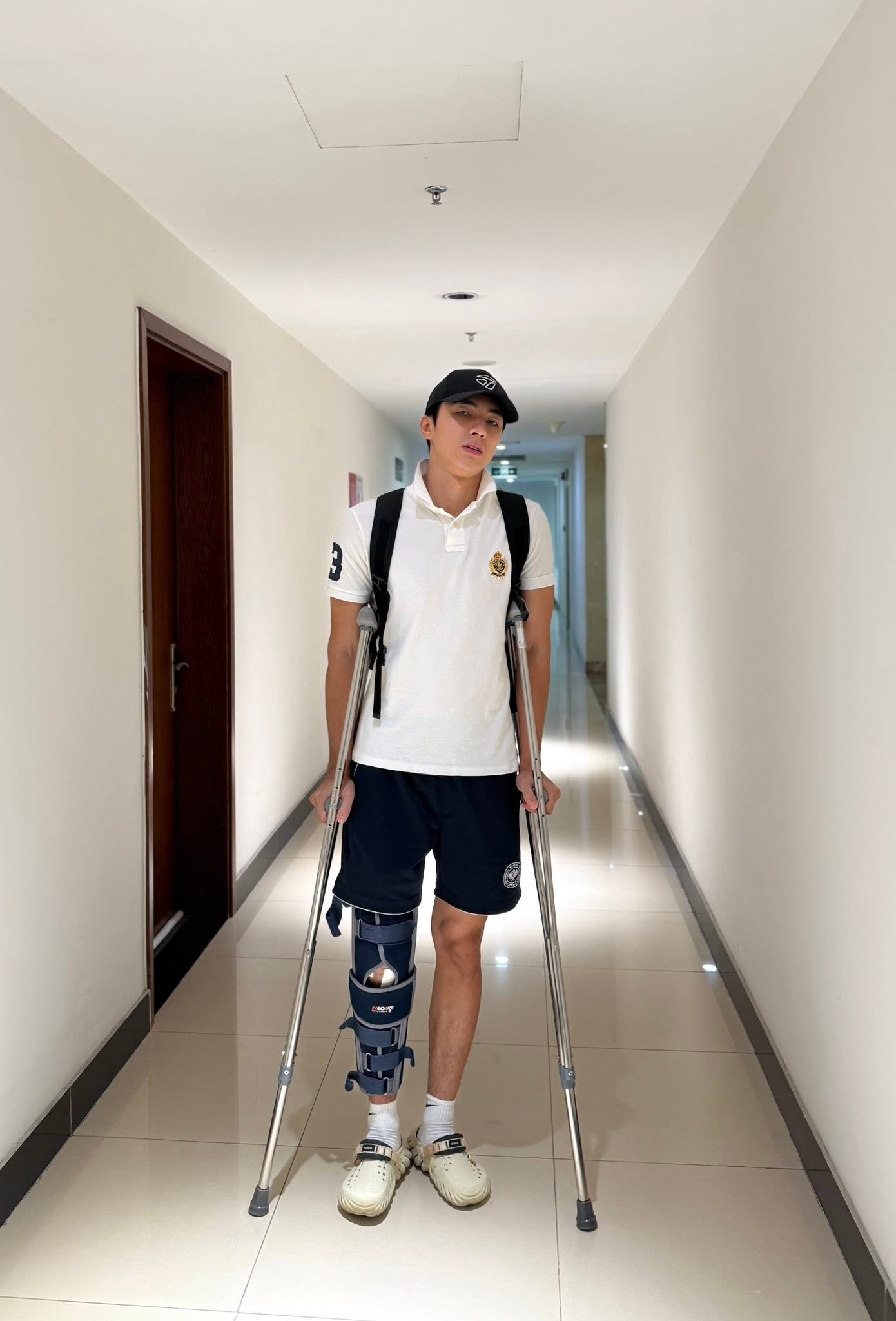Mỹ nam 1m82 c&oacute; c&aacute;i t&ecirc;n đi ngược với đời: Body 6 m&uacute;i ng&agrave;y c&agrave;ng nức nở nhưng v&agrave;o viện triền mi&ecirc;n- Ảnh 3.