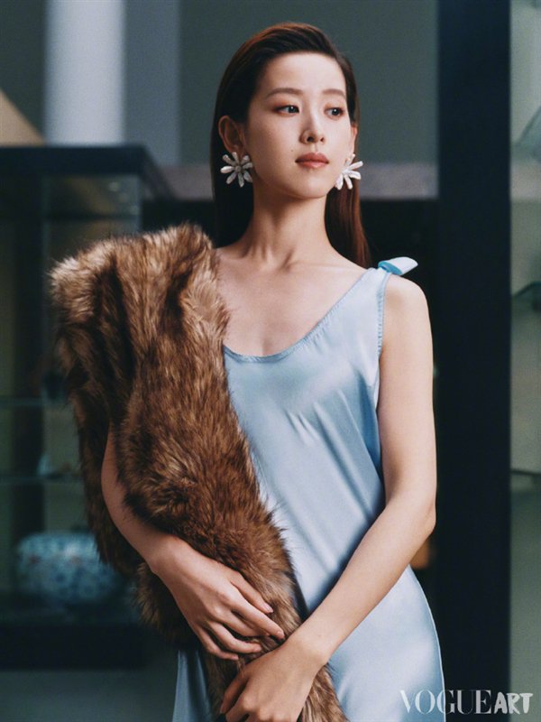 B&iacute; mật đổi đời của Chương Trạch Thi&ecirc;n: Kh&ocirc;ng chỉ l&agrave; vợ tỷ ph&uacute; Lưu Cường Đ&ocirc;ng - Ảnh 4.