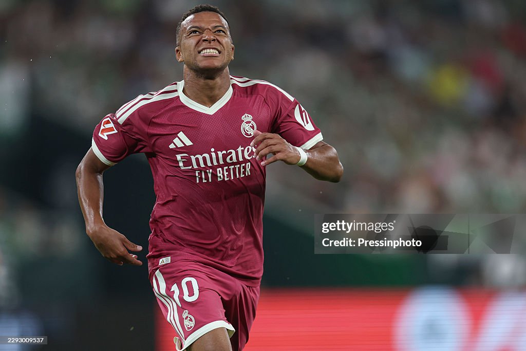 Mbappe trở th&agrave;nh tội đồ Sau thất bại của Real Madrid trước Real Betis - Ảnh 1.