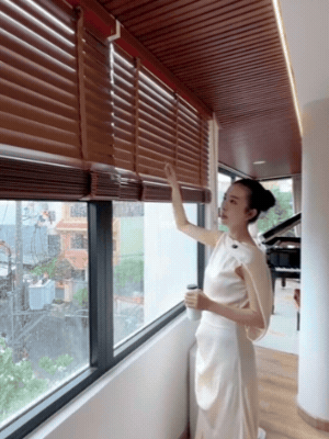 Căn nhà gia đình chồng tặng Á hậu Thuý An - Ảnh 6.