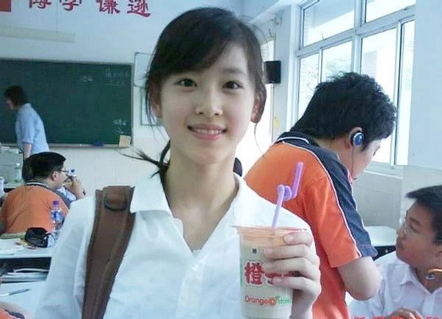 B&iacute; mật đổi đời của Chương Trạch Thi&ecirc;n: Kh&ocirc;ng chỉ l&agrave; vợ tỷ ph&uacute; Lưu Cường Đ&ocirc;ng - Ảnh 1.