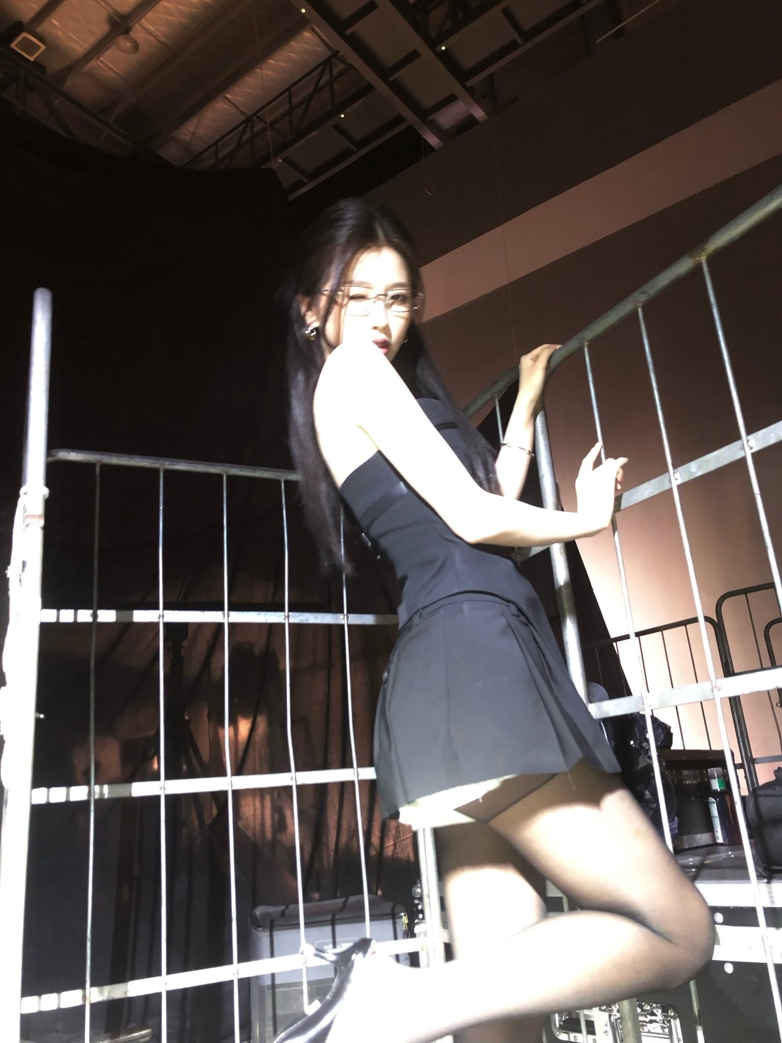 Ngu Thư H&acirc;n quyến rũ với bộ ảnh sexy khiến fan mất ngủ Đ&ecirc;m nay - Ảnh 2.