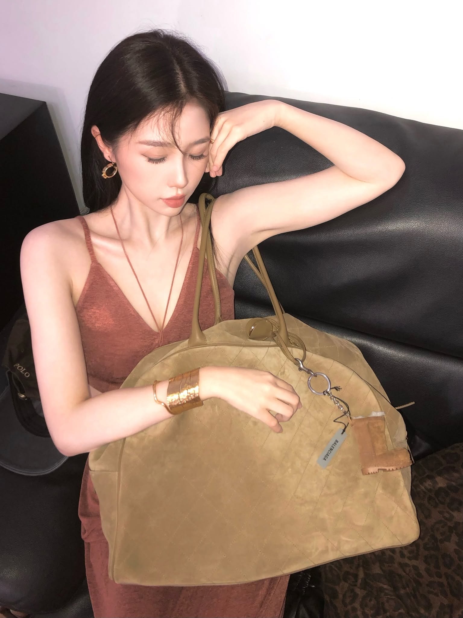 Ngu Thư H&acirc;n quyến rũ với bộ ảnh sexy khiến fan mất ngủ Đ&ecirc;m nay - Ảnh 5.