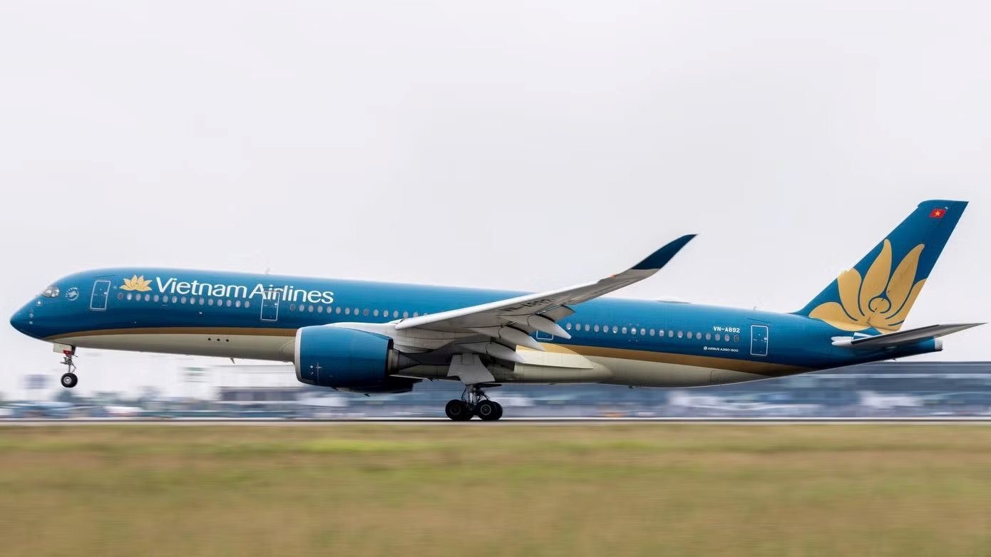 M&aacute;y bay Vietnam Airlines từ Đan Mạch về TP.HCM phải quay đầu sang Myanmar v&igrave; l&yacute; do bất ngờ - Ảnh 1.