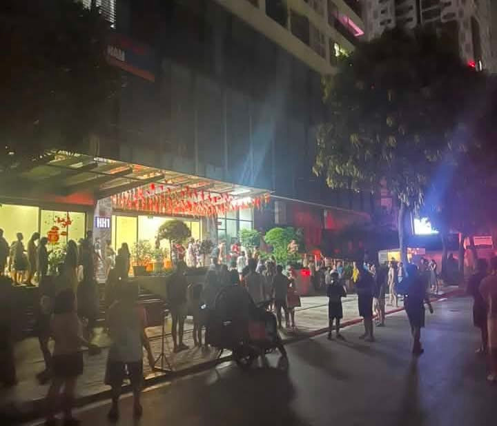 Ch&aacute;y chung cư HH1 Nguyễn Tu&acirc;n: 3 Mẹ con tho&aacute;t hiểm nhờ sự can thiệp kịp thời - Ảnh 6.