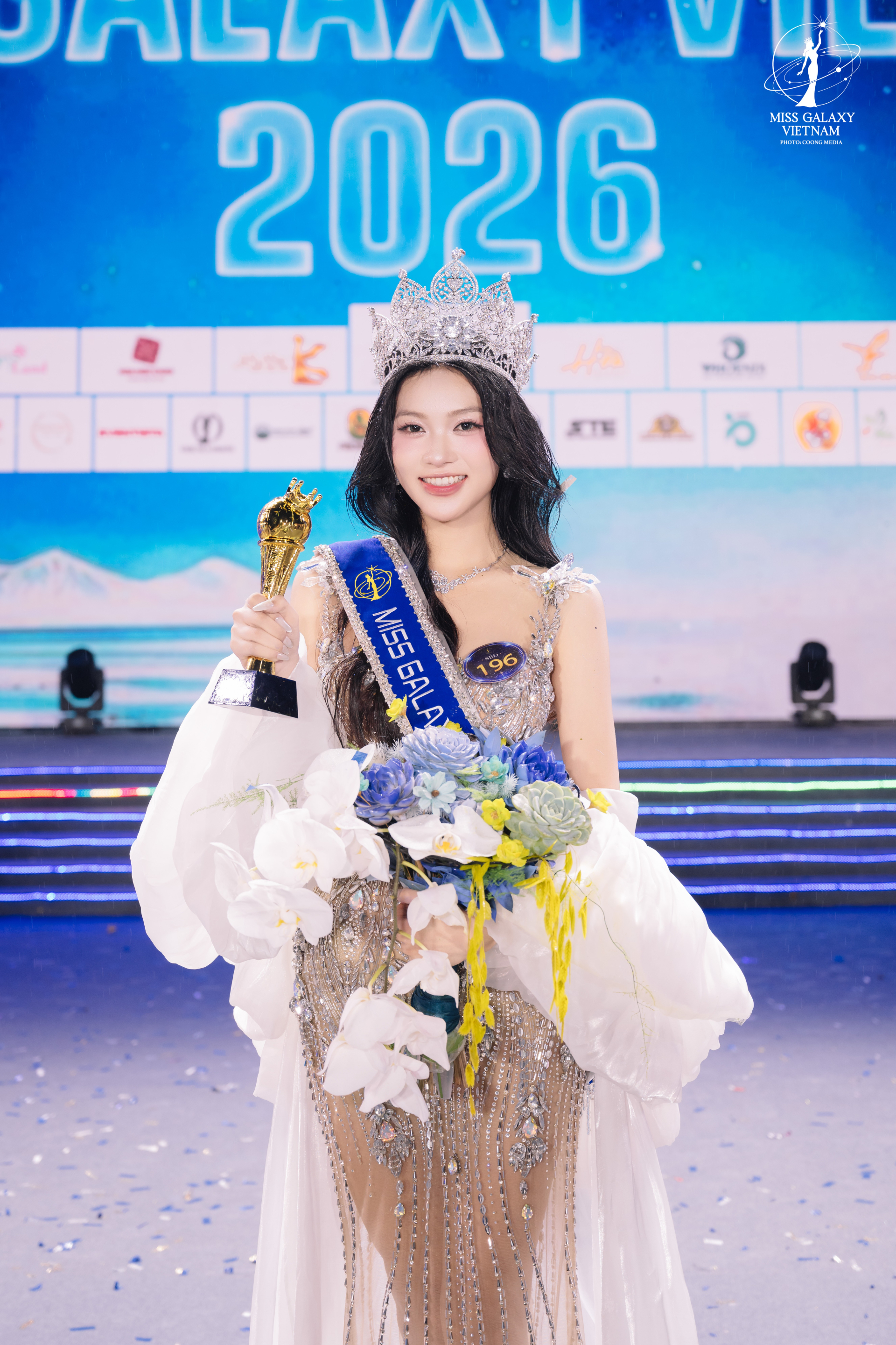 Thí sinh người Hà Nội Dương Phương Thảo đăng quang Miss Galaxy Vietnam 2026 - Ảnh 2. Thí sinh người Hà Nội Dương Phương Thảo đăng quang Miss Galaxy Vietnam 2026 - Ảnh 2.