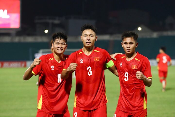 HLV U20 Việt Nam l&yacute; giải về việc kh&ocirc;ng triệu tập cầu thủ S&ocirc;ng Lam Nghệ An - Ảnh 1.