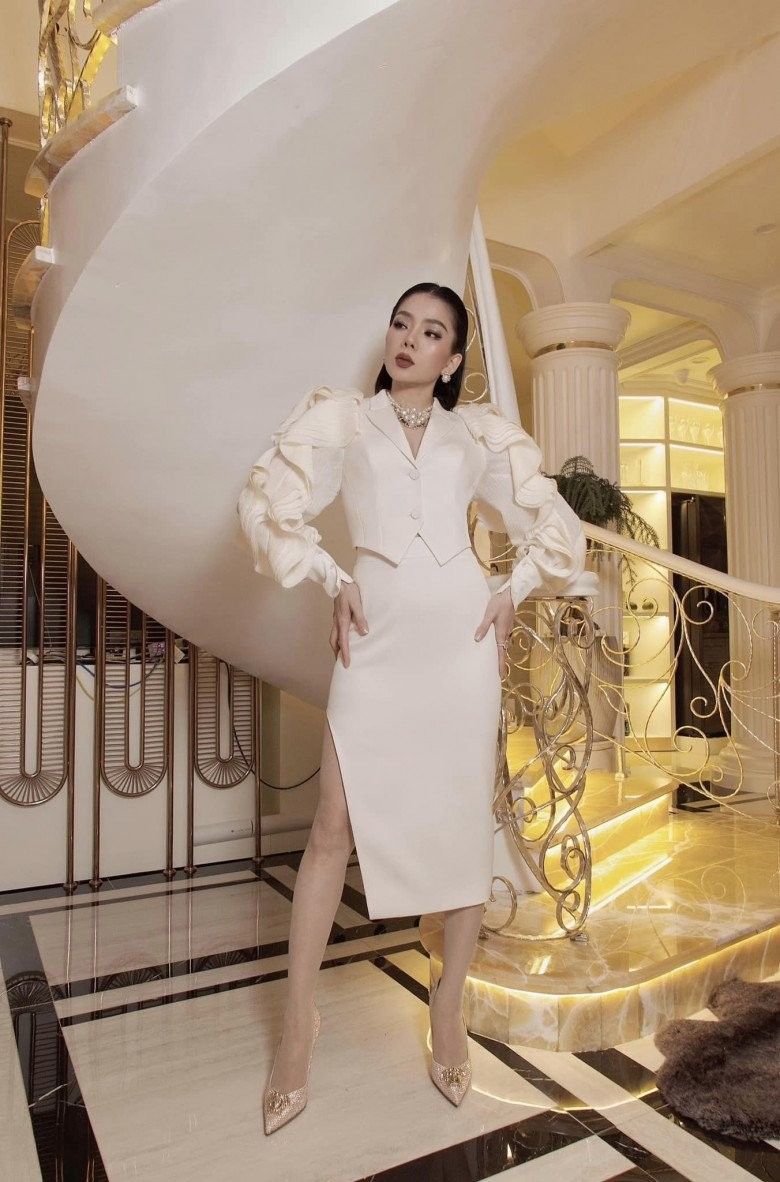 Lệ Quy&ecirc;n g&acirc;y sốt với show thu nửa tỷ v&agrave; cuộc sống xa hoa tại TP . HCM , H&agrave; Nội - Ảnh 4.