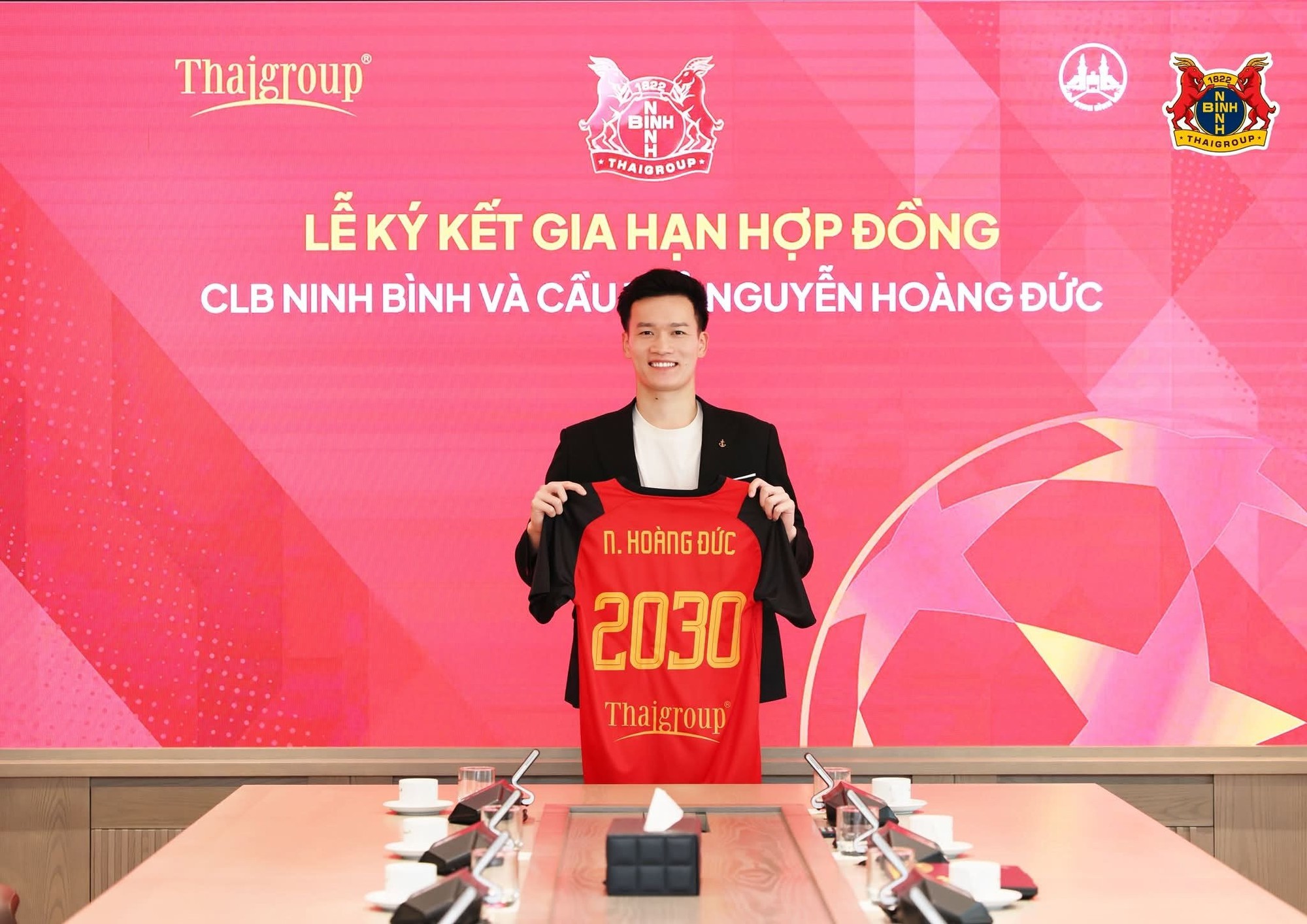 Mức lương hiện tại của Ho&agrave;ng Đức - Ảnh 2.