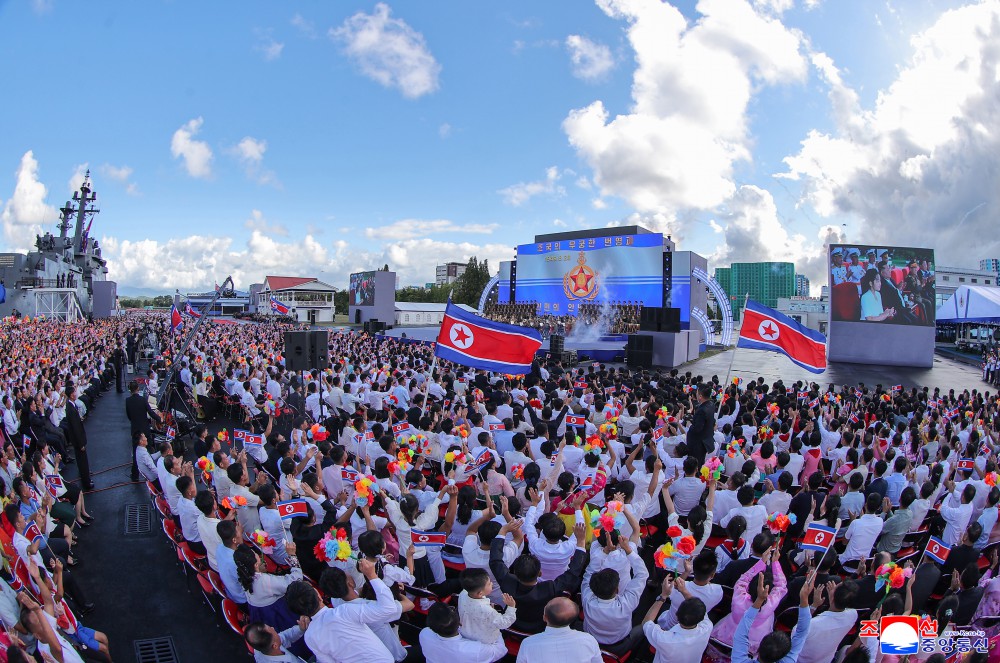 Triều Ti&ecirc;n chứng kiến sự kiện lịch sử: Chiến hạm từng lật &uacute;p trước mặt &ocirc;ng Kim Jong-un đ&atilde; hồi sinh - Ảnh 6.