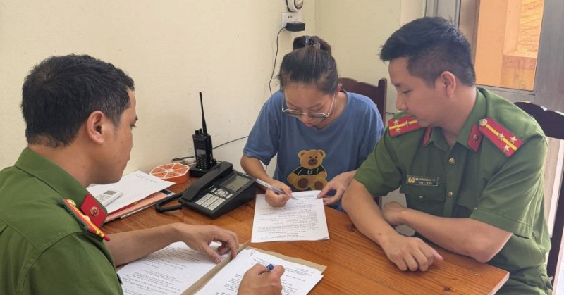 C&ocirc;ng an bắt Nguyễn Quỳnh Anh Ph&uacute; SN 1990 l&uacute;c 4 giờ s&aacute;ng - Ảnh 3.