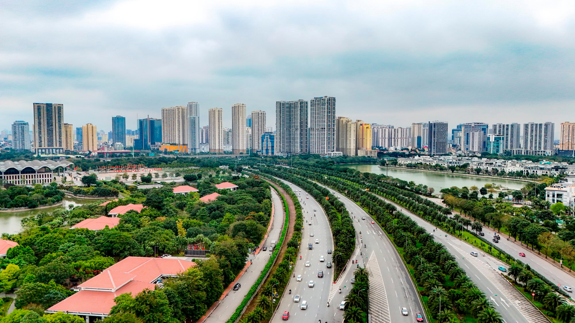 Đại lộ d&agrave;i nhất, rộng nhất Việt Nam với 16 l&agrave;n xe đẹp như Ch&acirc;u &Acirc;u được loạt &ldquo;&ocirc;ng lớn&rdquo; Vingroup, Masterise, MIK Group, CapitaLand&hellip; dồn dập đổ về x&acirc;y gần 60 t&ograve;a nh&agrave; cao tầng - Ảnh 5.
