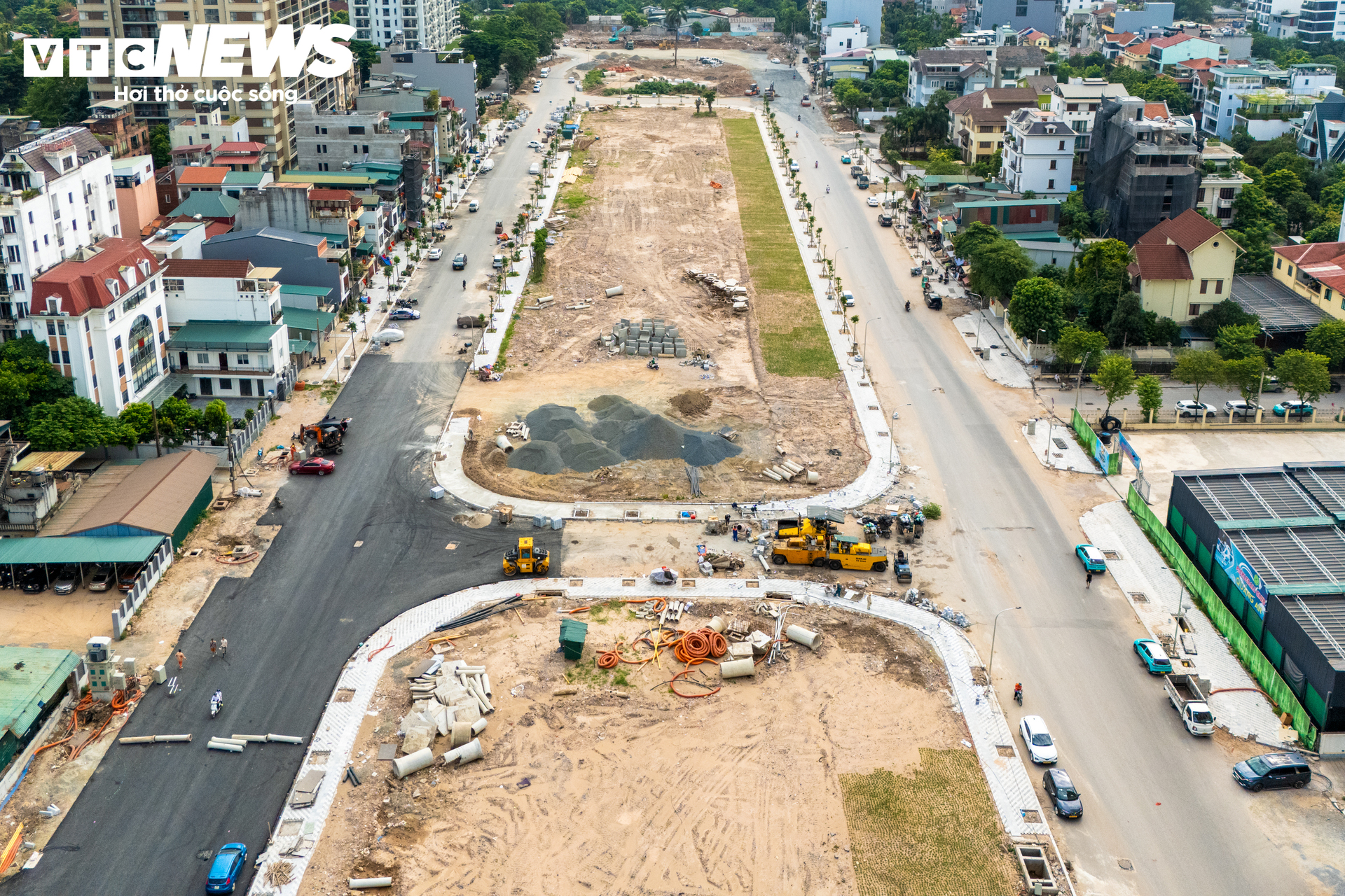 Dự &aacute;n giao th&ocirc;ng H&agrave; Nội: Tuyến đường Đặng Thai Mai rộng 90m b&ecirc;n Hồ T&acirc;y sắp ho&agrave;n thiện - Ảnh 2.