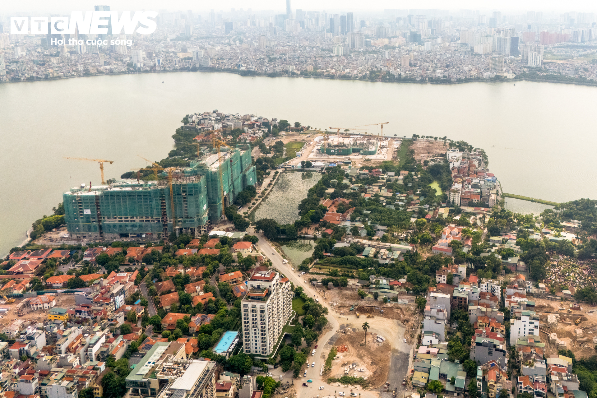 Dự &aacute;n giao th&ocirc;ng H&agrave; Nội: Tuyến đường Đặng Thai Mai rộng 90m b&ecirc;n Hồ T&acirc;y sắp ho&agrave;n thiện - Ảnh 8.