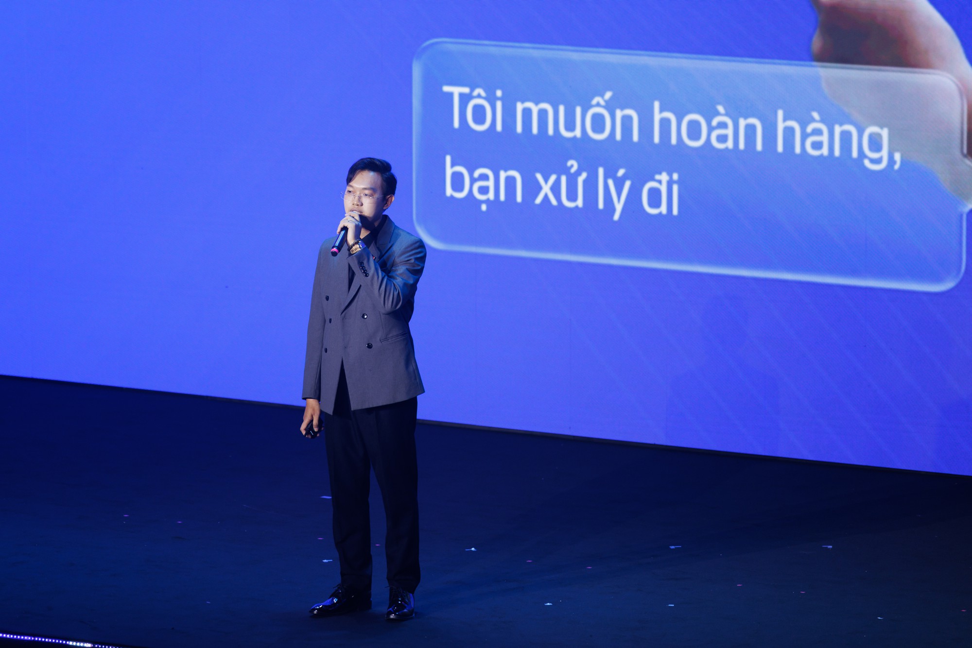 - Ảnh 12. - Ảnh 12.
