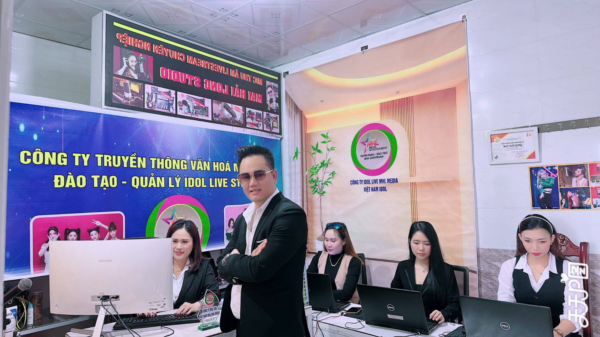 Nghề Idol Livestream: MHL MEDIA CO., LTD mang tới cơ hội mới cho giới trẻ yêu nghệ thuật - Ảnh 1. Nghề Idol Livestream: MHL MEDIA CO., LTD mang tới cơ hội mới cho giới trẻ yêu nghệ thuật - Ảnh 1.