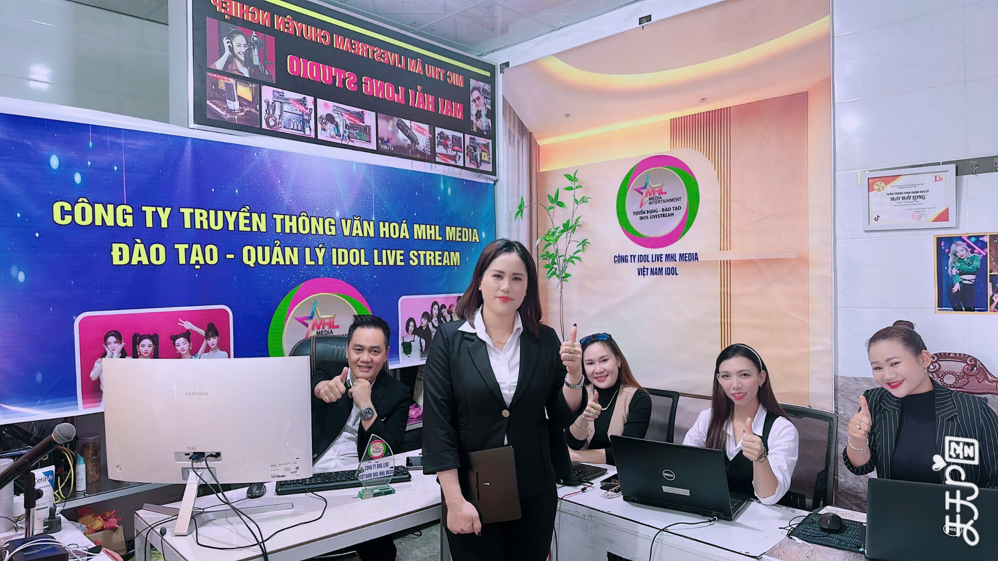 Nghề Idol Livestream: MHL MEDIA CO., LTD mang tới cơ hội mới cho giới trẻ yêu nghệ thuật - Ảnh 2. Nghề Idol Livestream: MHL MEDIA CO., LTD mang tới cơ hội mới cho giới trẻ yêu nghệ thuật - Ảnh 2.