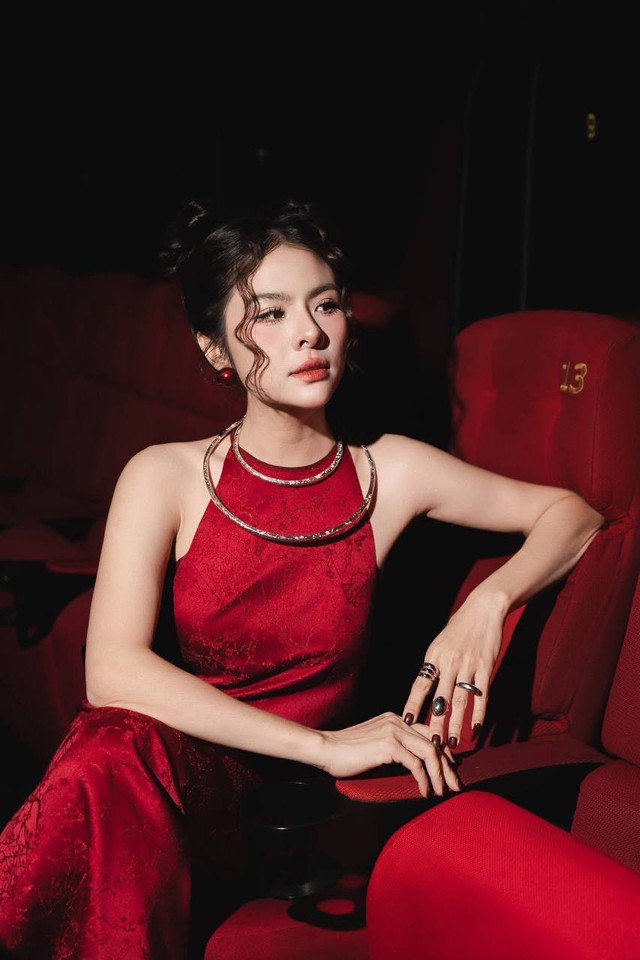 Mỹ nh&acirc;n ở ẩn nhiều năm trở lại showbiz, eo thon kh&ocirc;ng ai tin đ&atilde; l&agrave; mẹ 4 con- Ảnh 6.