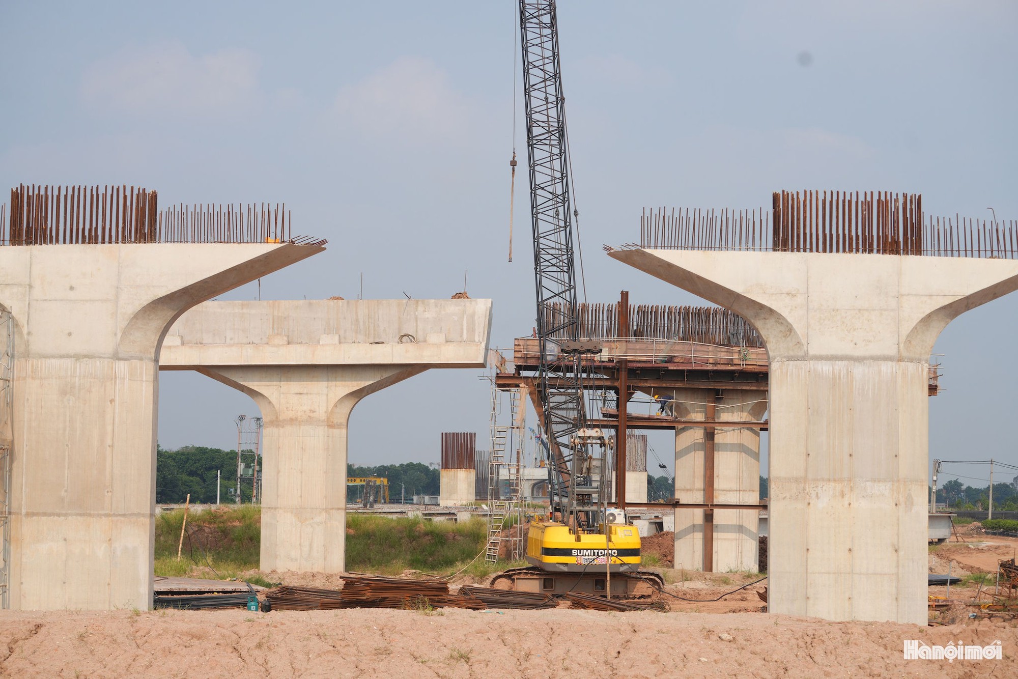 Cầu Ngọc Hồi thi c&ocirc;ng Rầm rộ hướng đến ho&agrave;n th&agrave;nh trước APEC 2027 - Ảnh 13.