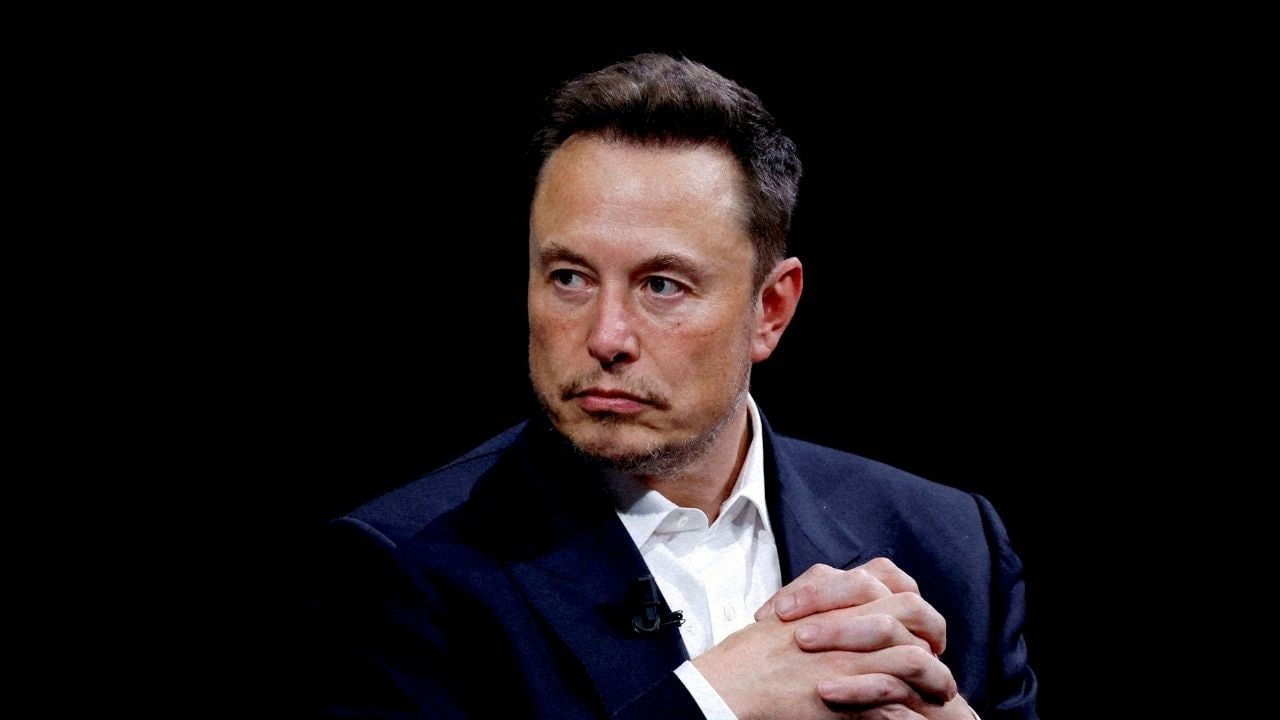 Elon Musk dự đo&aacute;n tr&iacute; tuệ nh&acirc;n tạo sẽ vượt qua con người v&agrave;o năm 2027 - Ảnh 2.