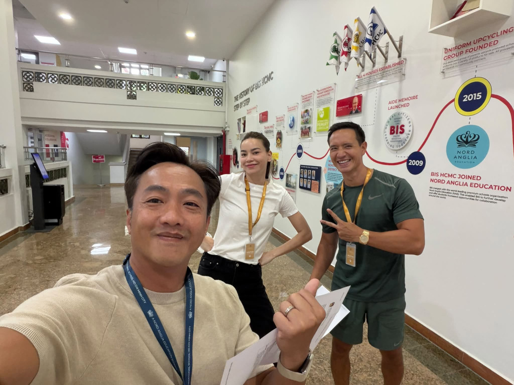 Cường Đ&ocirc; La chia sẻ khoảnh khắc Đ&aacute;ng nhớ c&ugrave;ng Hồ Ngọc H&agrave; v&agrave; Kim L&yacute; trong họp phụ huynh - Ảnh 1.